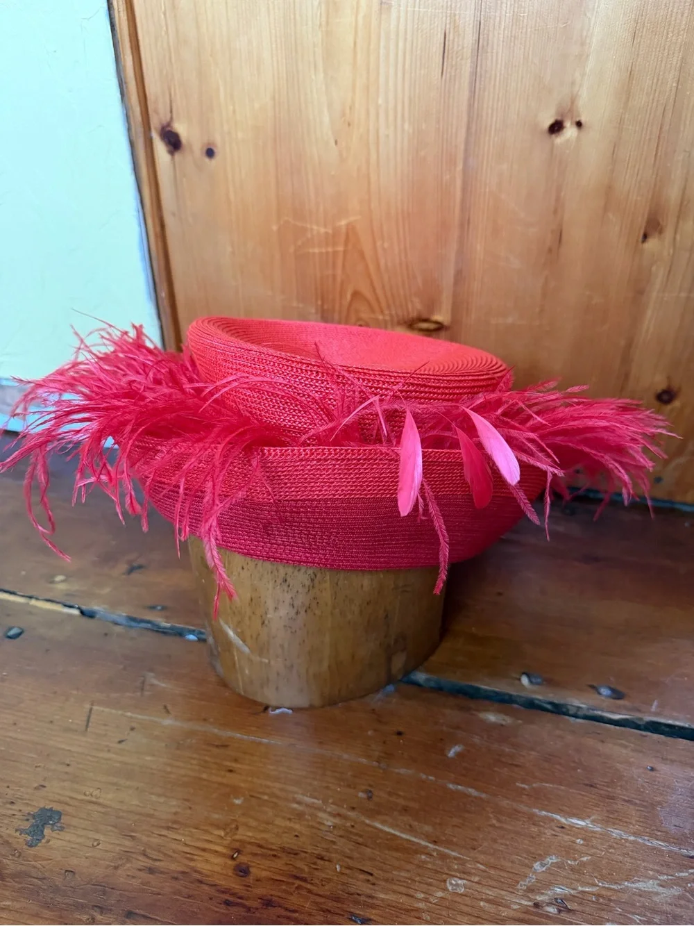 Women's Feather Trim Hot Pink Straw Hat